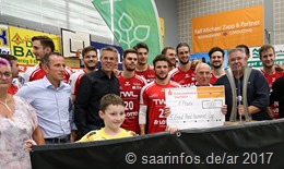 Für die Siegermannschaft aus Friesenheim gab es einen Scheck über 1000 Euro