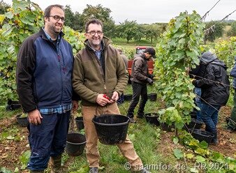 Stefan Marx und Reinhold Jost am Klosterberg in Sehndorf. Foto: Rolf Ruppenthal