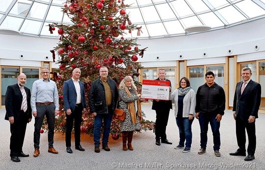 Spendenübergabe aus SaarWiesenLauf 2021